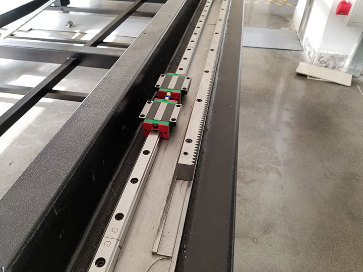 金屬板材和激光切管機(jī) 金屬板材和激光切管機(jī)