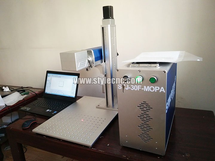 30W 自動(dòng)對(duì)焦 MOPA 激光打標(biāo)機(jī) 30W 自動(dòng)對(duì)焦 MOPA 激光打標(biāo)機(jī)