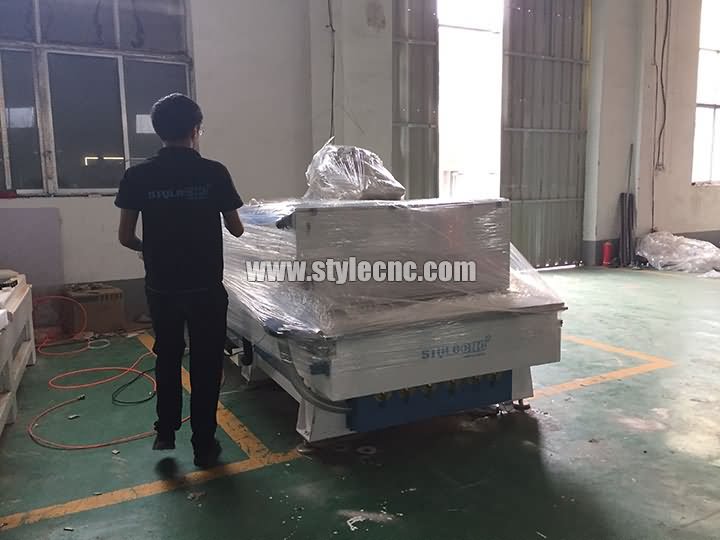 3 頭數(shù)控雕刻機包裝