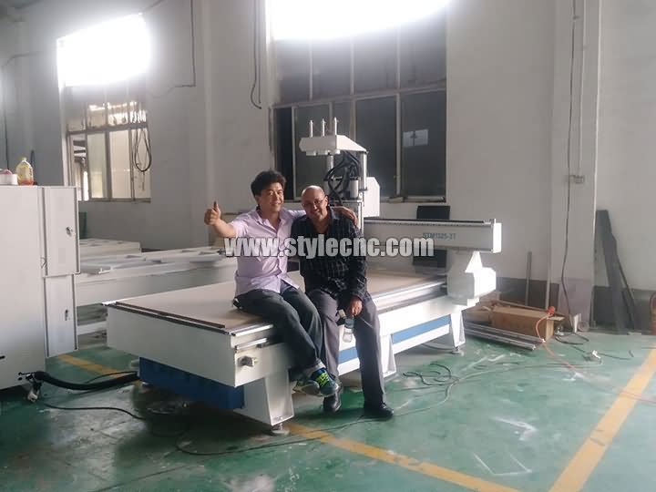 Merocco 3 頭數(shù)控雕刻機客戶