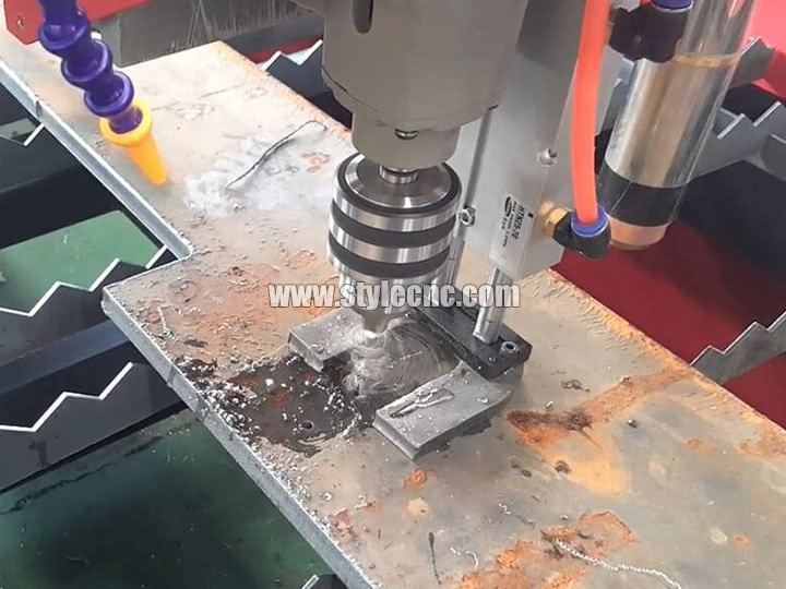 數(shù)控等離子切割工作臺(tái) 數(shù)控等離子切割工作臺(tái)